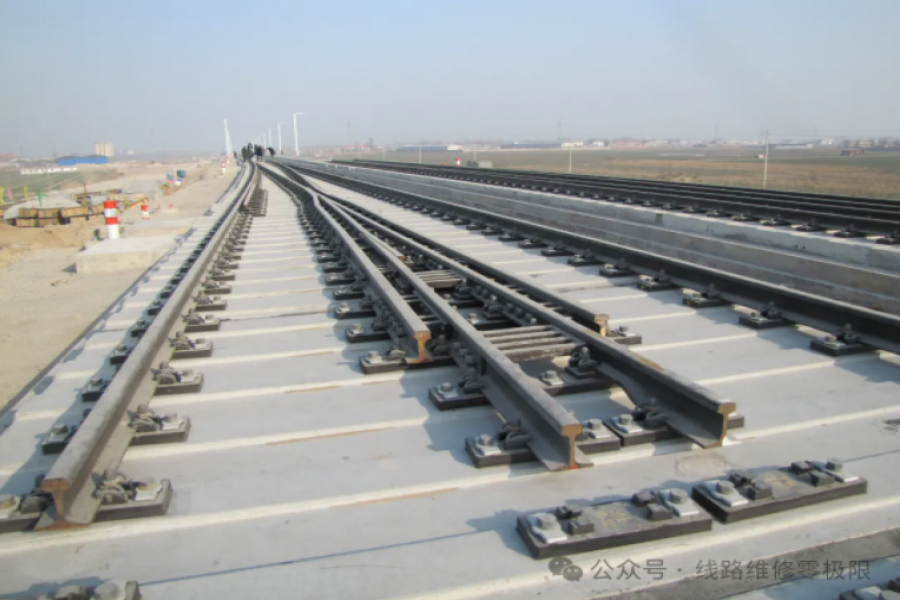 京滬高鐵60kg/m鋼軌18號道岔斷軌應急加固裝置安裝使用指導書